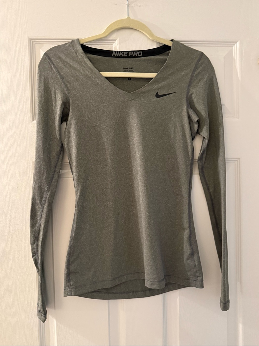 Nike Pro Women's Long Sleeve V-Neck Top in Heather Gray